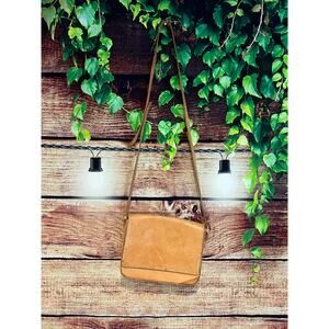 Nisolo Leather Crossbody Bag Purse Adjustable Strap Camel Beige Brown 10"x8" GUC